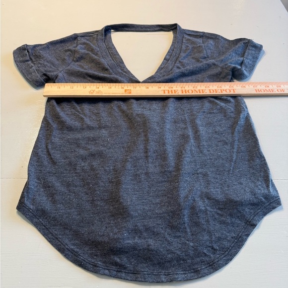 Chaser V Neck Black Tee XS - Picture 6 of 9